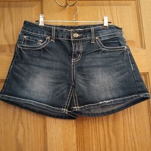 Soundgirl embellished Jean Shorts juniors size 9